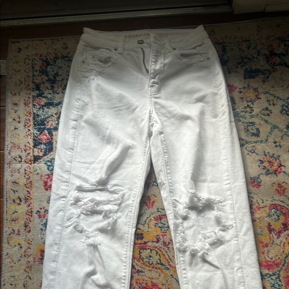 American Eagle Outfitters White Boyfriend Distressed Jeans